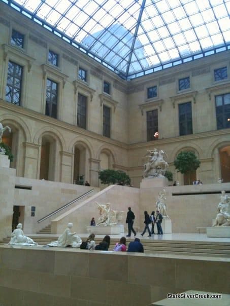 Louvre-Atrium