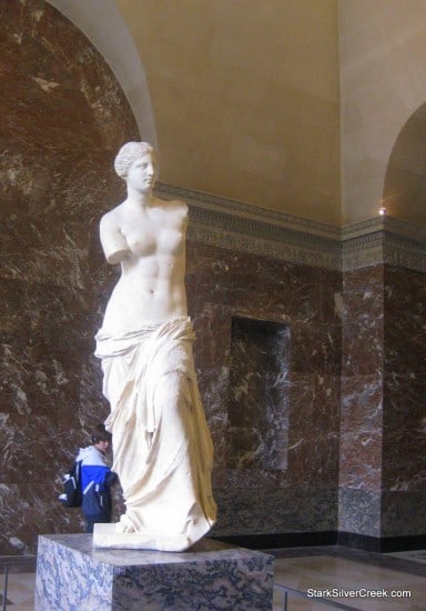 Louvre-Paris-Saturday-Morning-22