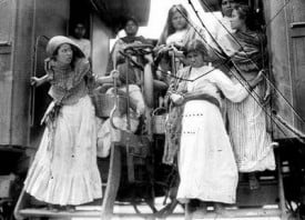 ¡Adelita! The Women of the Mexican Revolution ¡Adelita! The Women of the Mexican Revolution