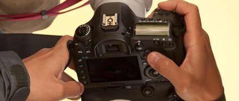 Rear View: Canon EOS 5D Mark III Photos DSLR - Rumor