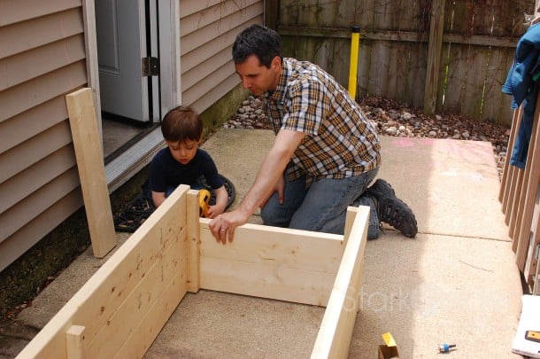 DIY Planter Box - Urban Gardning DIY Planter Box - Urban Gardning