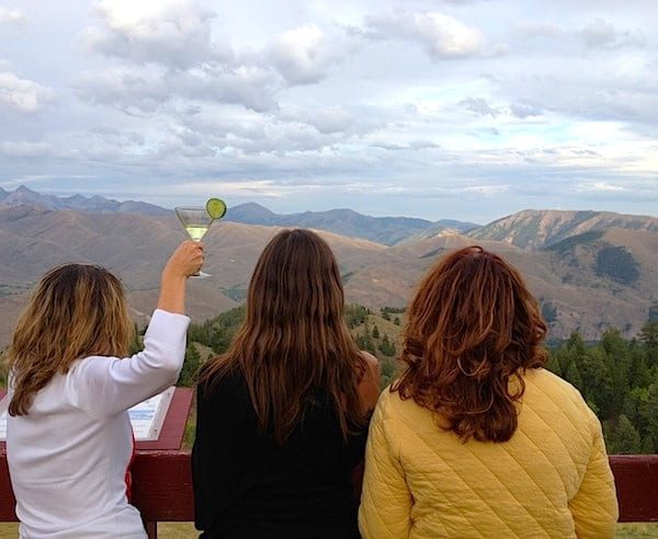 IFWTWA Sun Valley Harvest Festival Fellow IFWTWA members toasting (repeatedly) the gorgeous mt. views