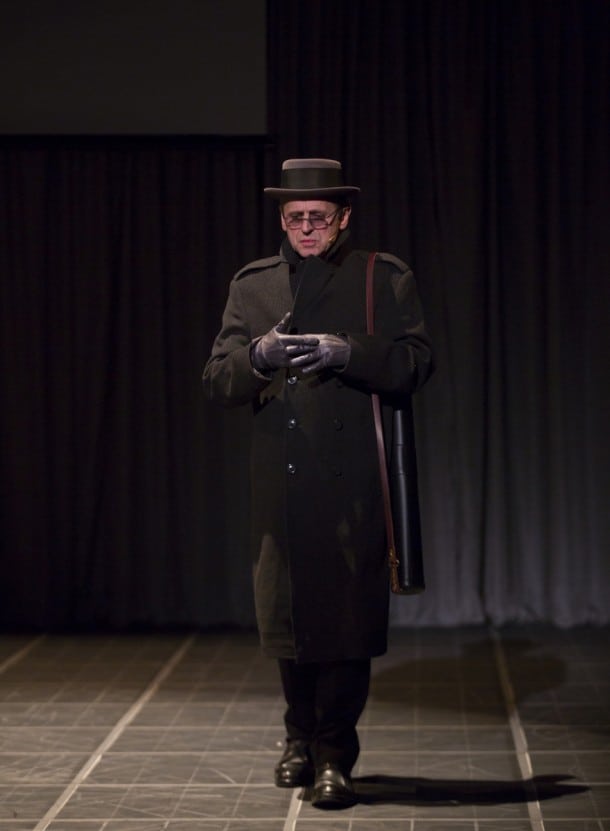Mikhail Baryshnikov, Man in a Case Review: Man in a Case at Berkeley Rep - Stark Insider