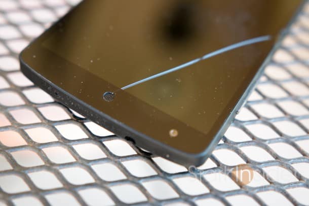 LG Nexus 5 Design Flaw with Screen Speaker LG Nexus 5 Design Flaw with Screen Speaker