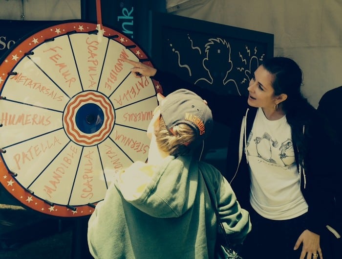 Kim points to the spinner (nice) #2