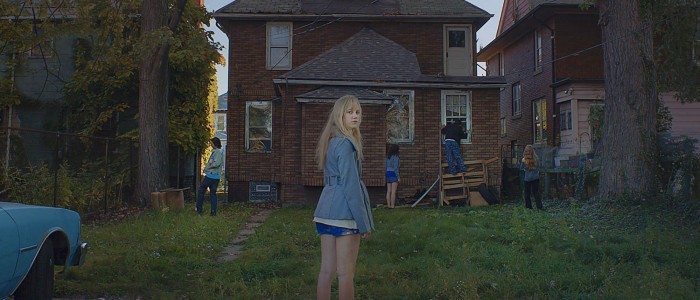 It Follows - Film Review It Follows - Film Review
