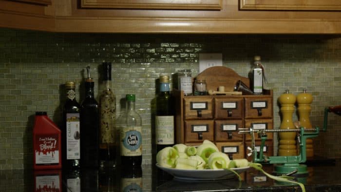 RED-Raven-Apple-Pie-Stark-Insider.0000185