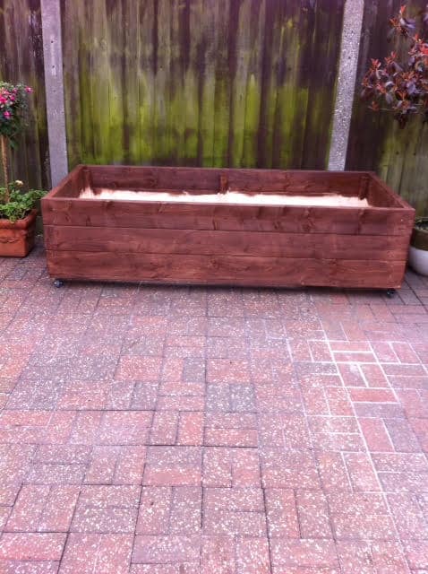 DIY Vegetable Planter Box - Download Plans