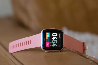 Fitbit Versa review roundup