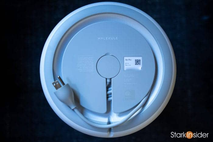 Molekule Air Pro - cord organizer underneath base