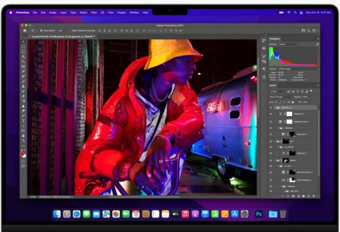 Apple MacBook Pro Display Notch