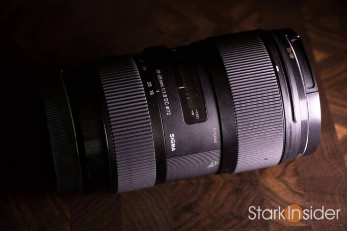 Sigma 18-35mm focus and zoom rings close-up view
