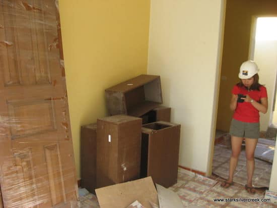 Loni Loreto BlackBerry from AV25 first floor Nueva Chica Loni Loreto BlackBerry from AV25 first floor Nueva Chica